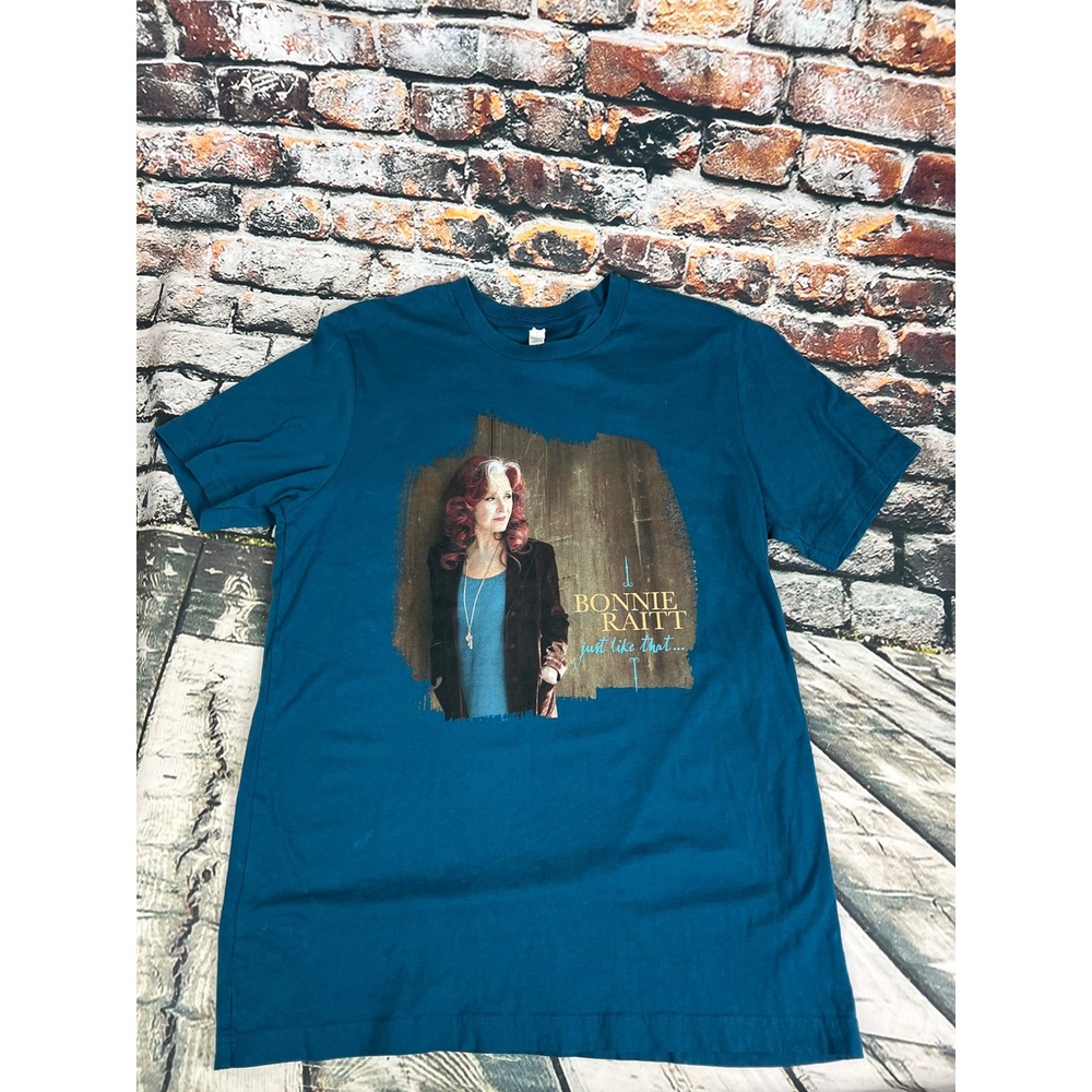 Bonnie Raitt Just Like That Tour 2024 Concert T-Shirt Teal Blue Mens Large L